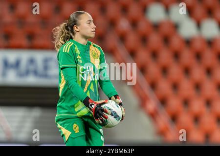 Lüttich, Belgien. Oktober 2024. Torhüterin Lise Musique (32) von Standard `Bild während eines Frauenfußballspiels zwischen Standard Femina de Lüttich und RSC Anderlecht Women am 3. Spieltag der Saison 2024 - 2025 in der belgischen Lotto Women's Super League am Mittwoch, 16. Oktober 2024 in Lüttich, BELGIEN. Quelle: Sportpix/Alamy Live News Stockfoto